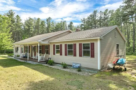 144 W Bay Road Freedom NH 03836