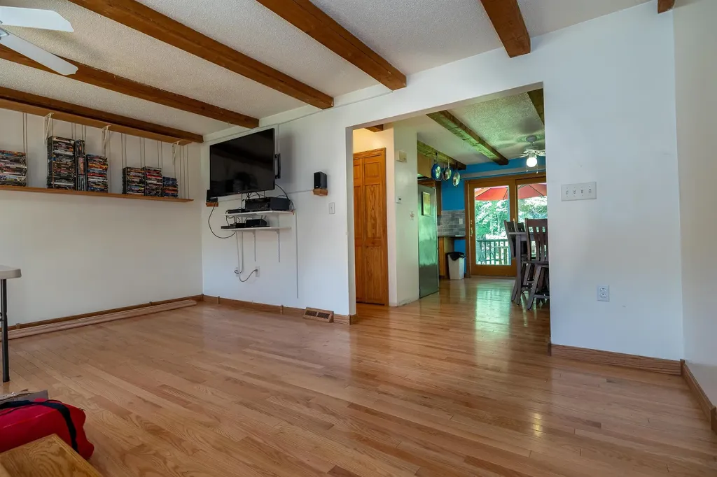 4B Pine Isle Drive Derry NH 03038