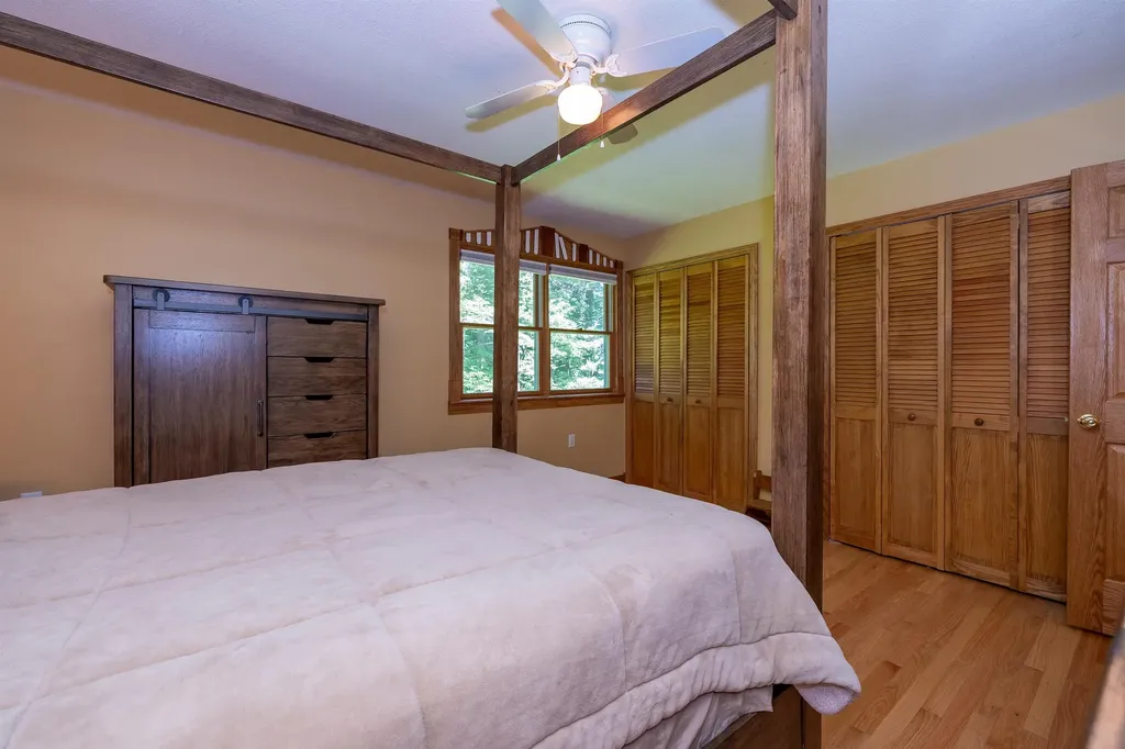 4B Pine Isle Drive Derry NH 03038