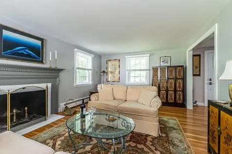19 Horizon Drive Bedford NH 03110