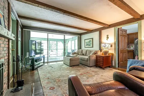 19 Horizon Drive Bedford NH 03110