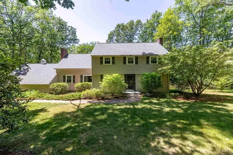 19 Horizon Drive Bedford NH 03110
