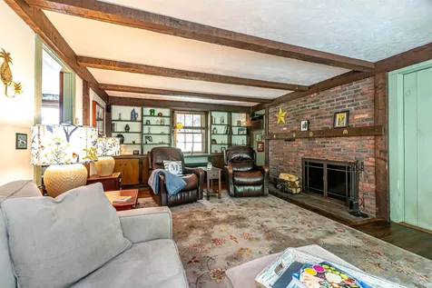19 Horizon Drive Bedford NH 03110
