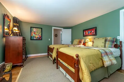 19 Horizon Drive Bedford NH 03110