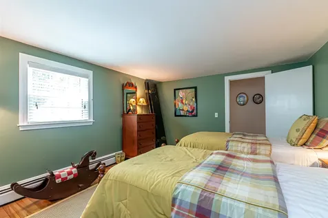 19 Horizon Drive Bedford NH 03110