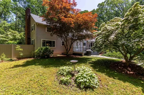 19 Horizon Drive Bedford NH 03110
