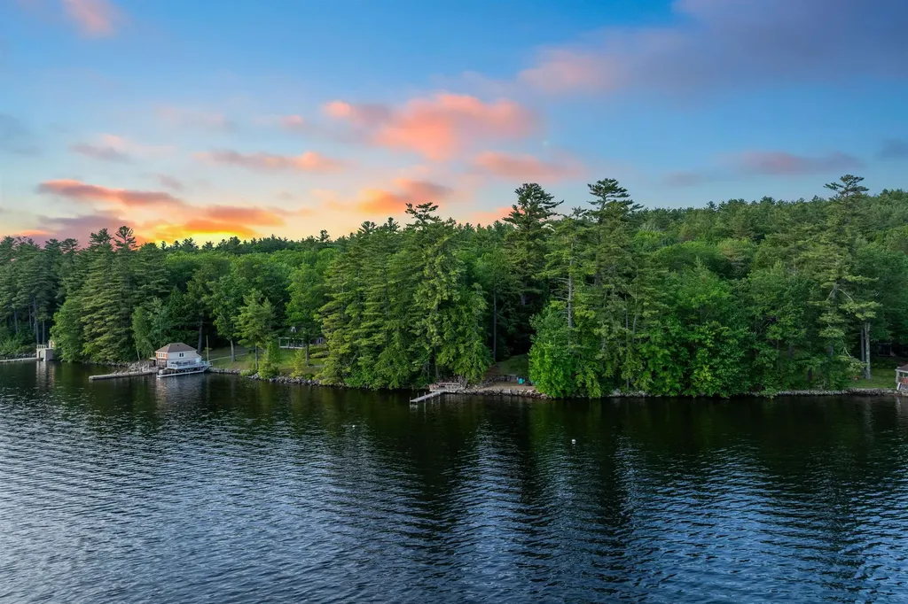 199 Cottage City Road Bridgewater NH 03222