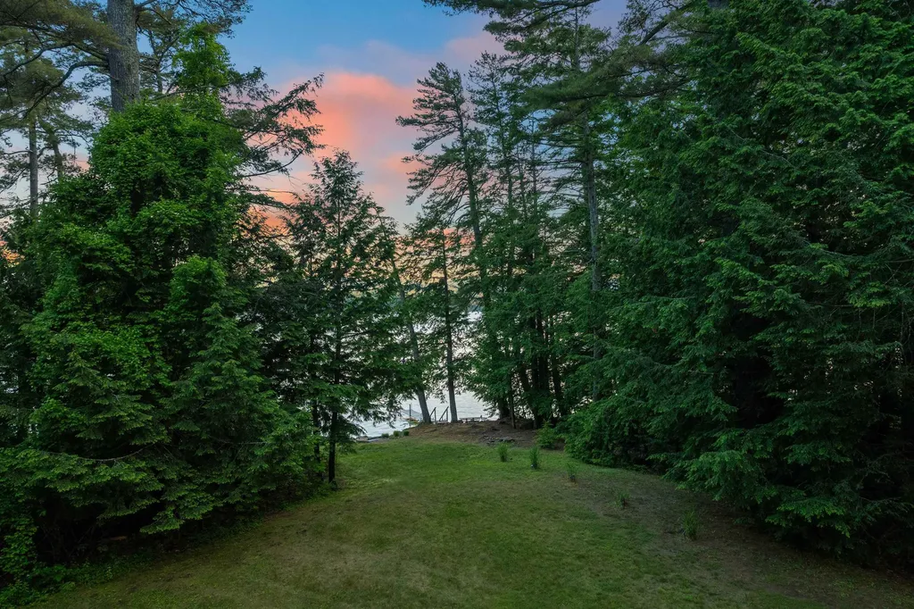 199 Cottage City Road Bridgewater NH 03222