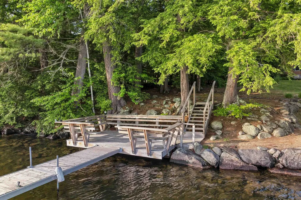 199 Cottage City Road Bridgewater NH 03222