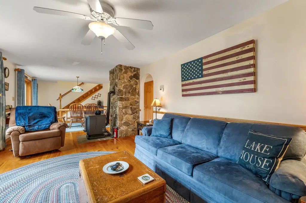 199 Cottage City Road Bridgewater NH 03222