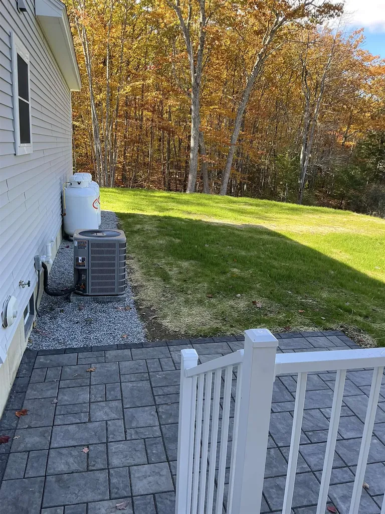 47 Stockbridge Corner Road Alton NH 03809