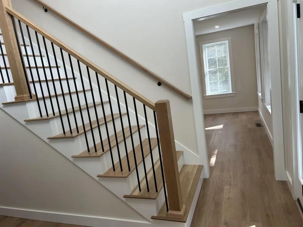 47 Stockbridge Corner Road Alton NH 03809