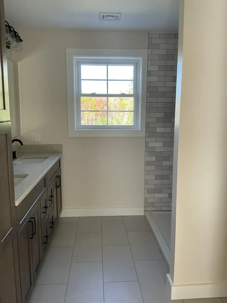 47 Stockbridge Corner Road Alton NH 03809