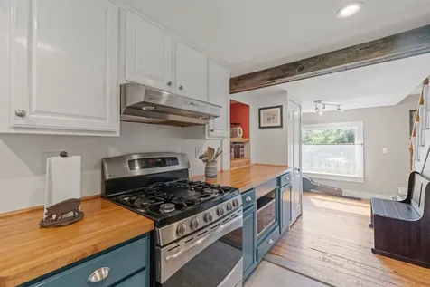 574 Main Street Hopkinton NH 03229