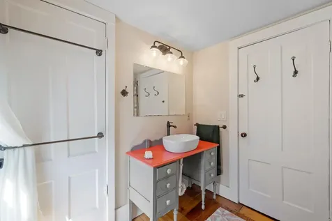 574 Main Street Hopkinton NH 03229