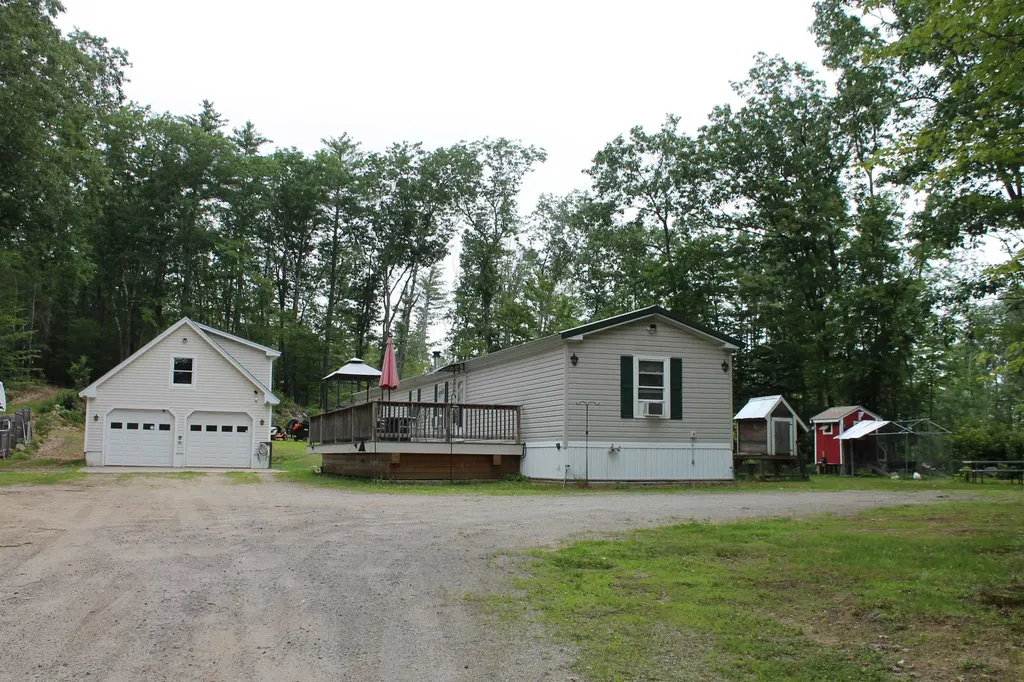 21 Webster Lake Road Franklin NH 03235