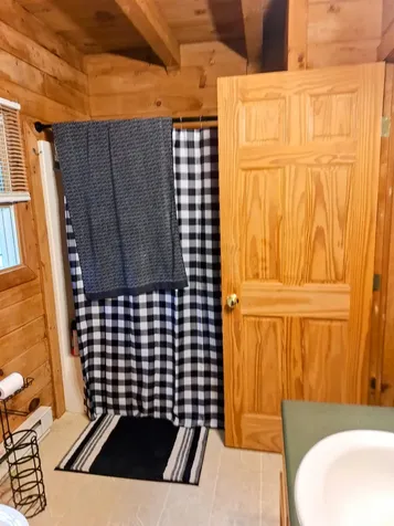 15 Sargent Drive Raymond NH 03077