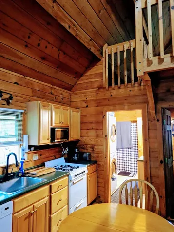 15 Sargent Drive Raymond NH 03077