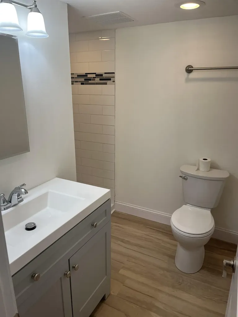 46 Jay Hill Road Hartford VT 05059