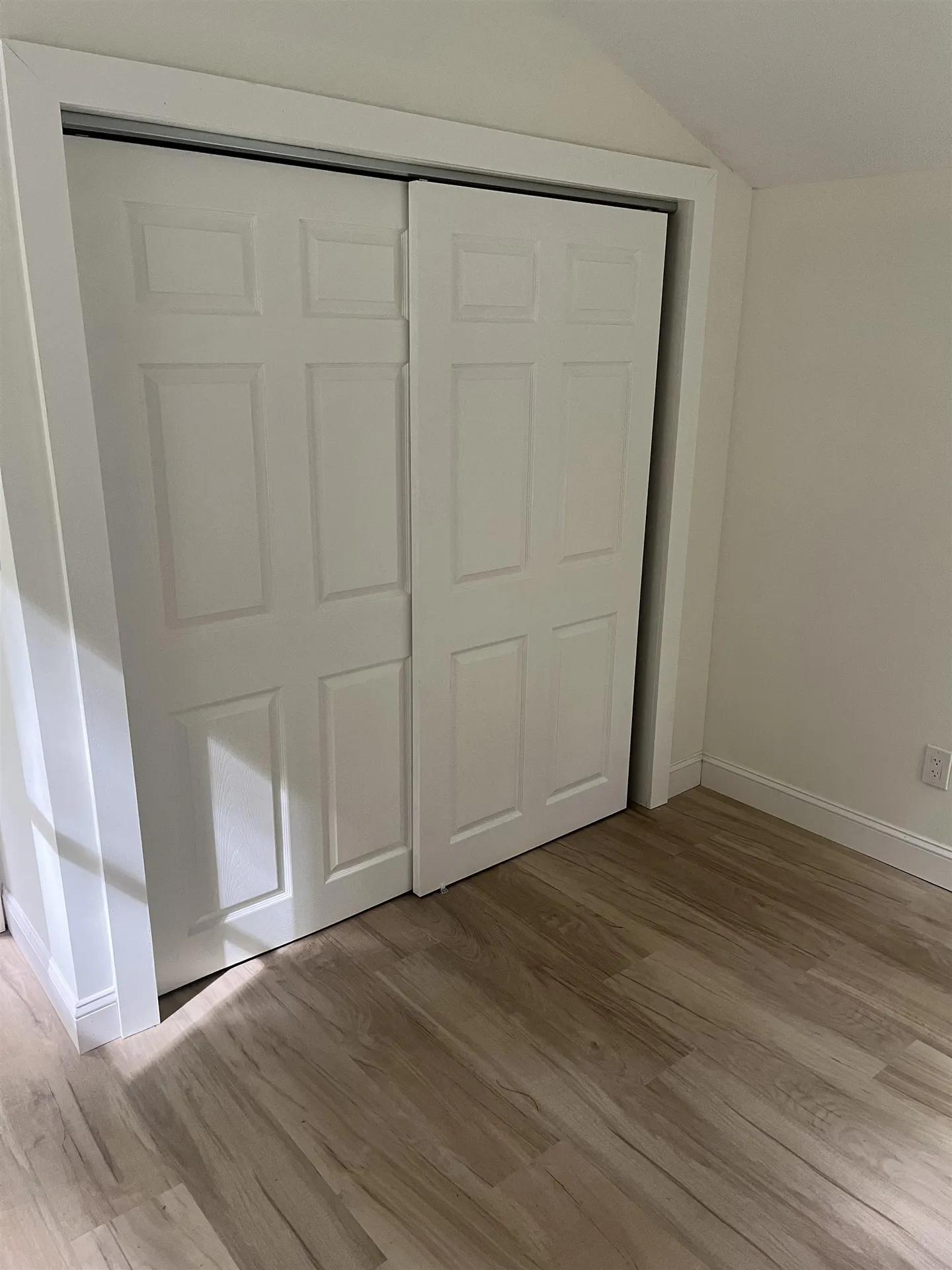 46 Jay Hill Road Hartford VT 05059