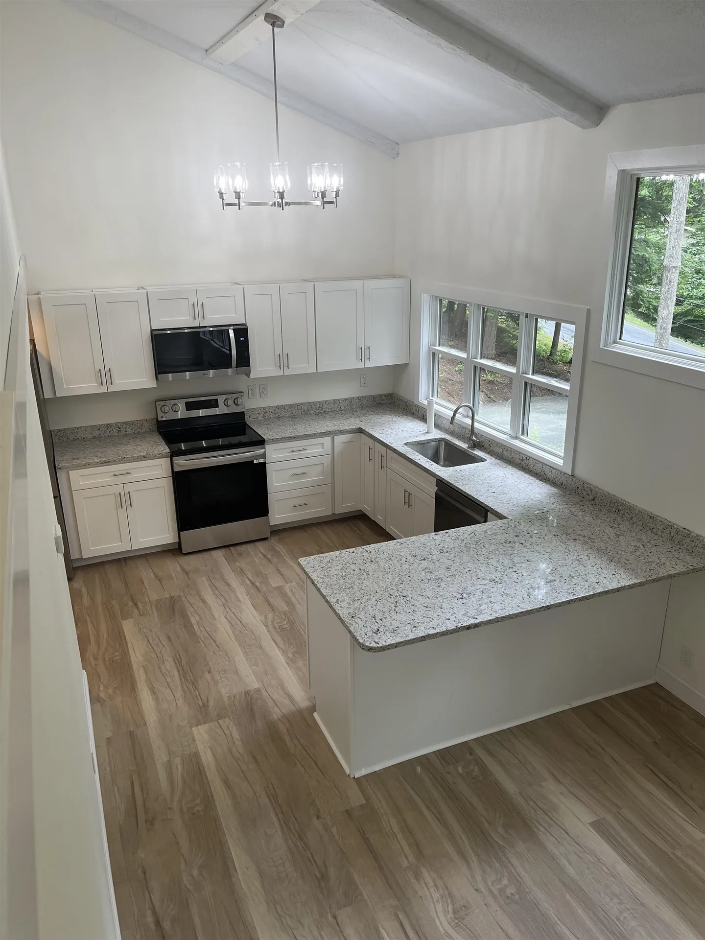 46 Jay Hill Road Hartford VT 05059