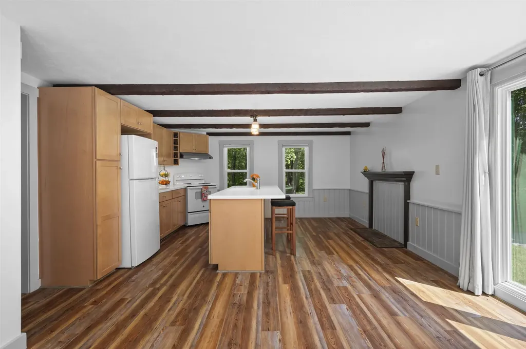 205 Grant Road Newmarket NH 03857
