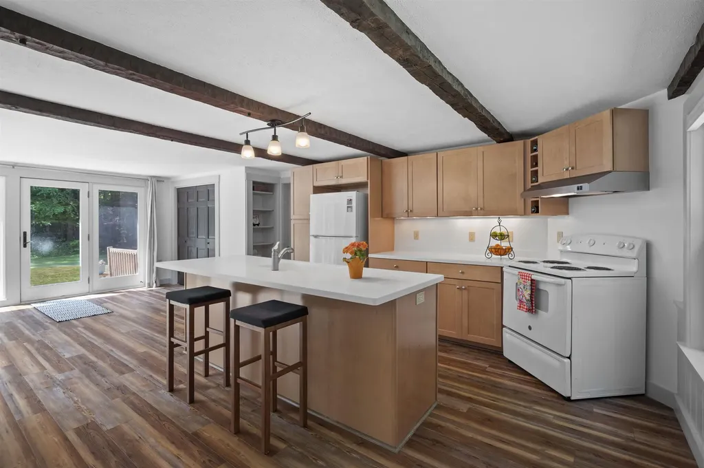 205 Grant Road Newmarket NH 03857