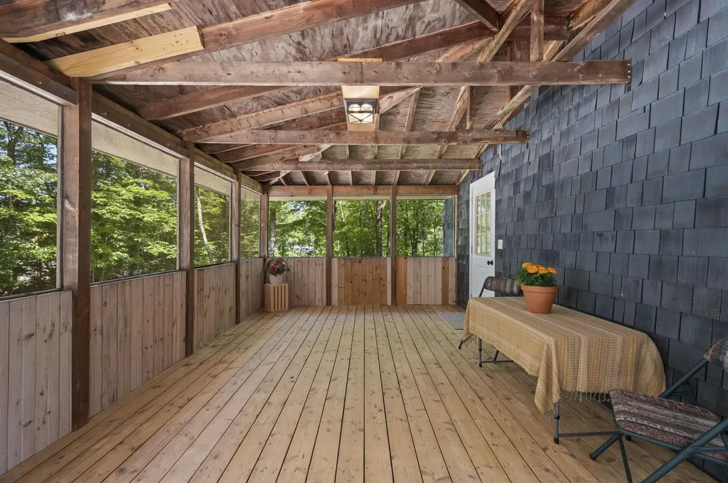 205 Grant Road Newmarket NH 03857