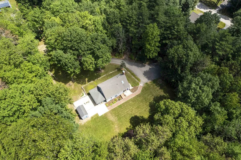205 Grant Road Newmarket NH 03857