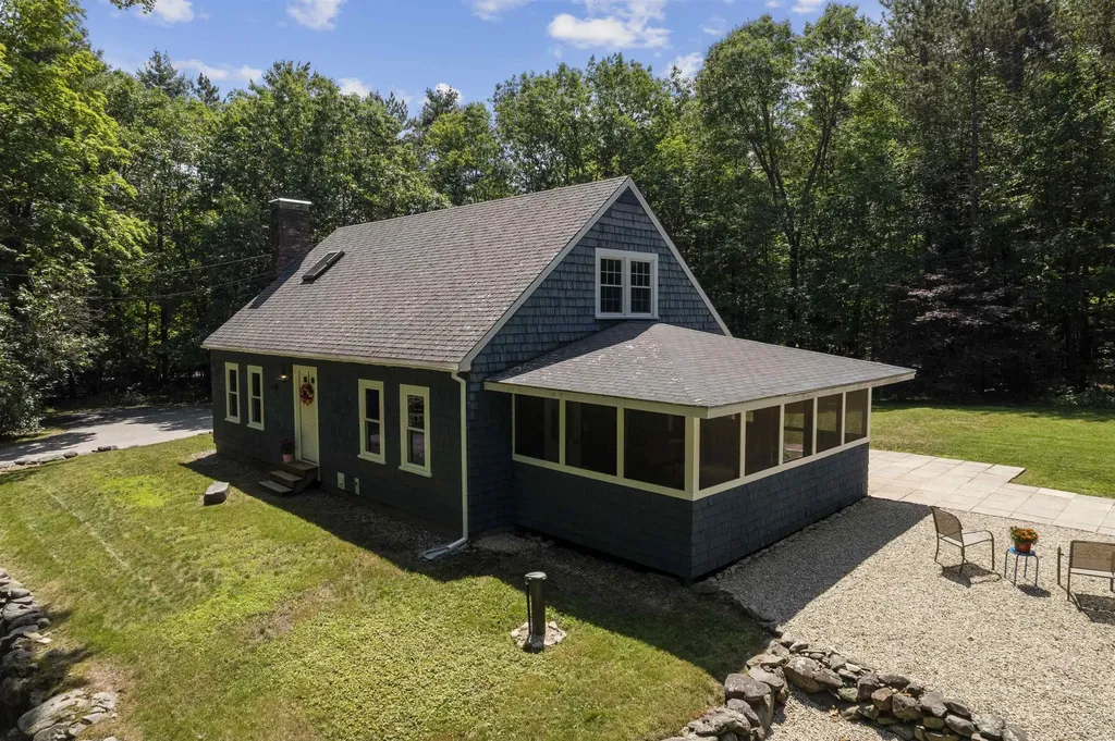 205 Grant Road Newmarket NH 03857