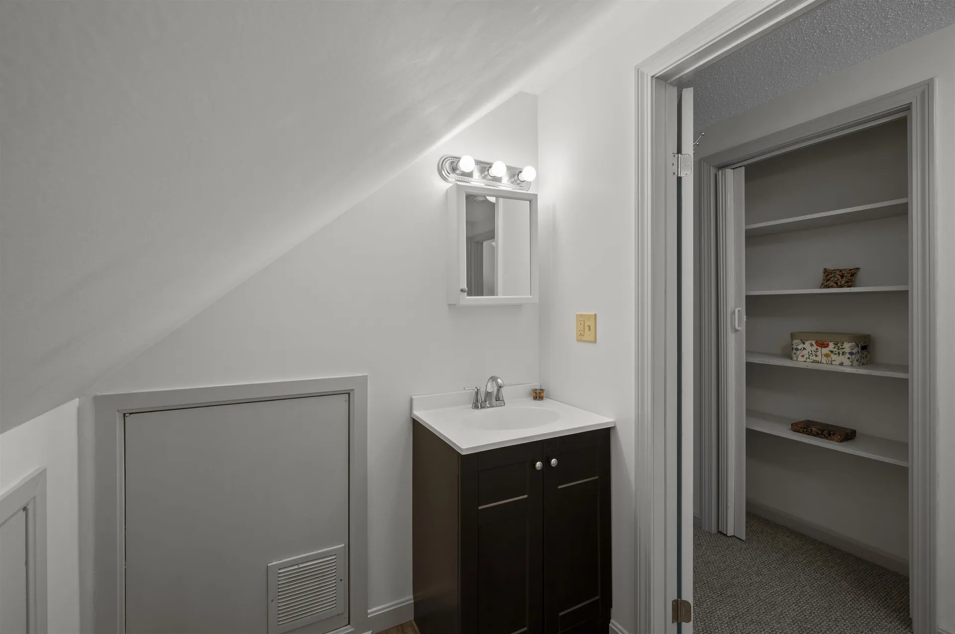 205 Grant Road Newmarket NH 03857