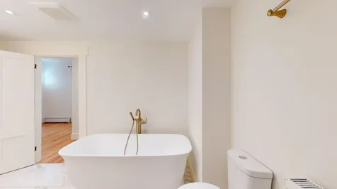 382 Hewitt Road Bristol VT 05443