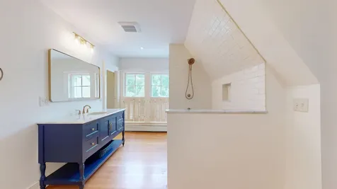 382 Hewitt Road Bristol VT 05443