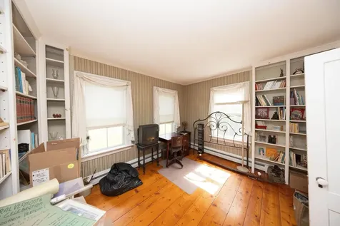 157 Thompson Road Chester VT 05143