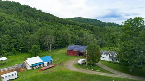 157 Thompson Road Chester VT 05143