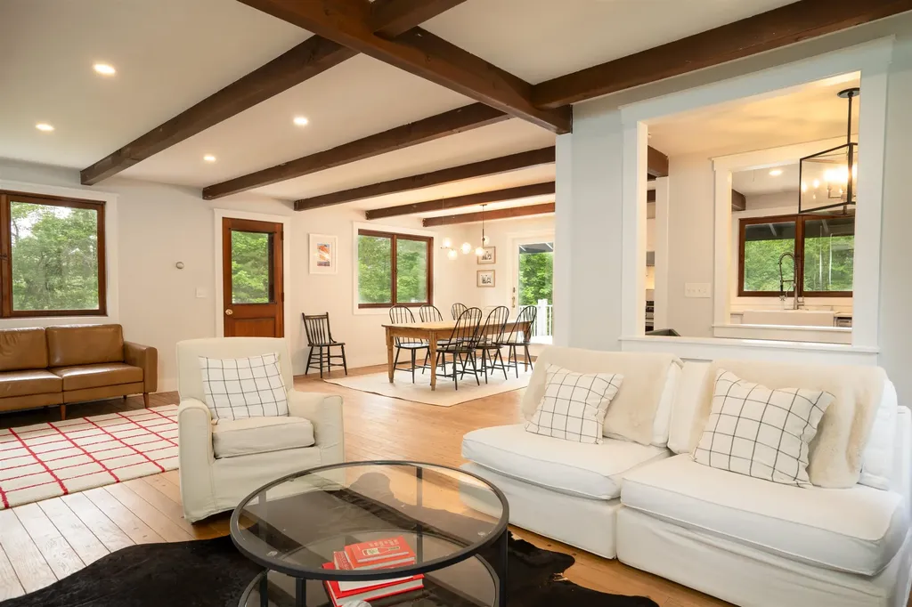 3 Strattonwald Road Winhall VT 05340