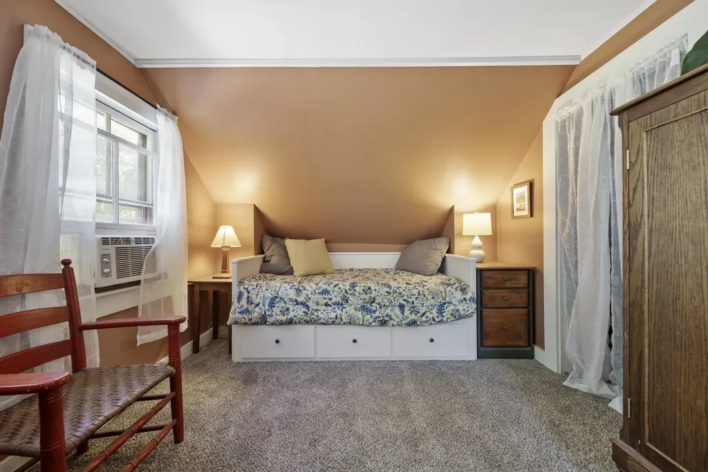 585 Governor Wentworth Highway Wolfeboro NH 03894