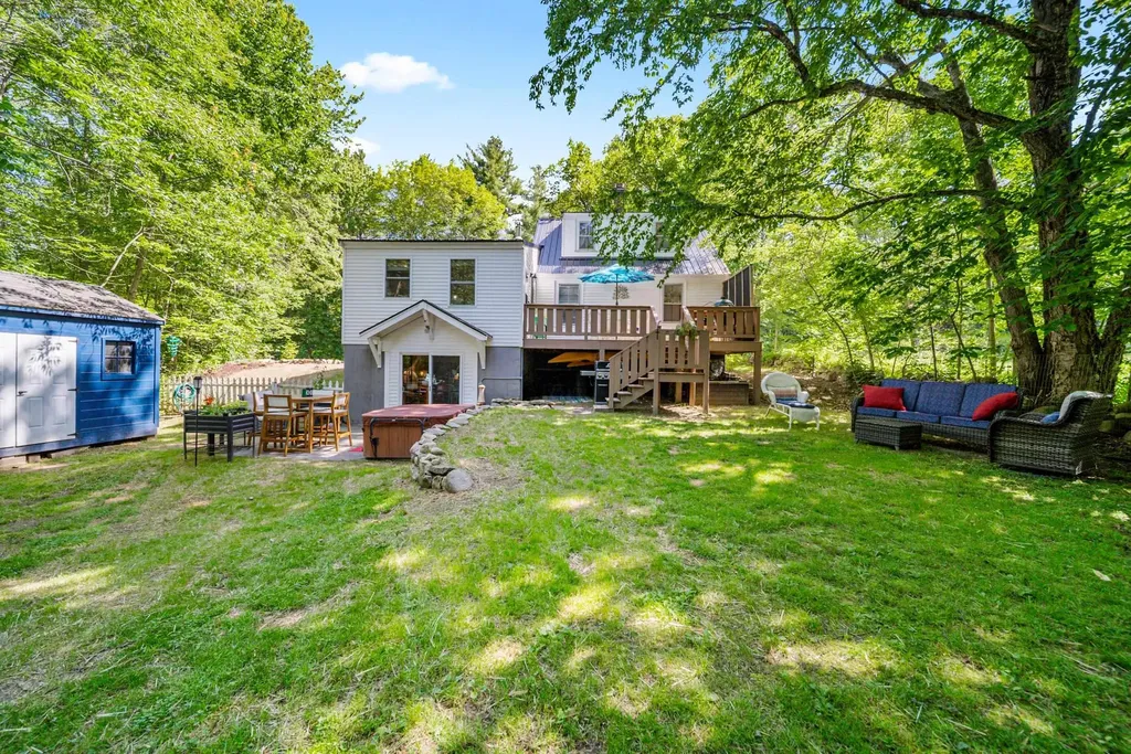 585 Governor Wentworth Highway Wolfeboro NH 03894