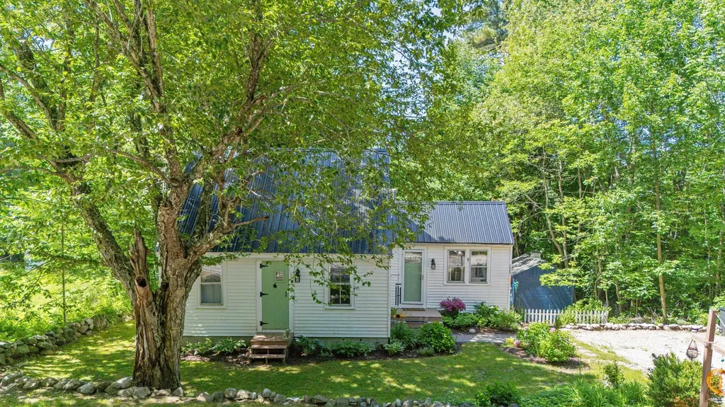 585 Governor Wentworth Highway Wolfeboro NH 03894