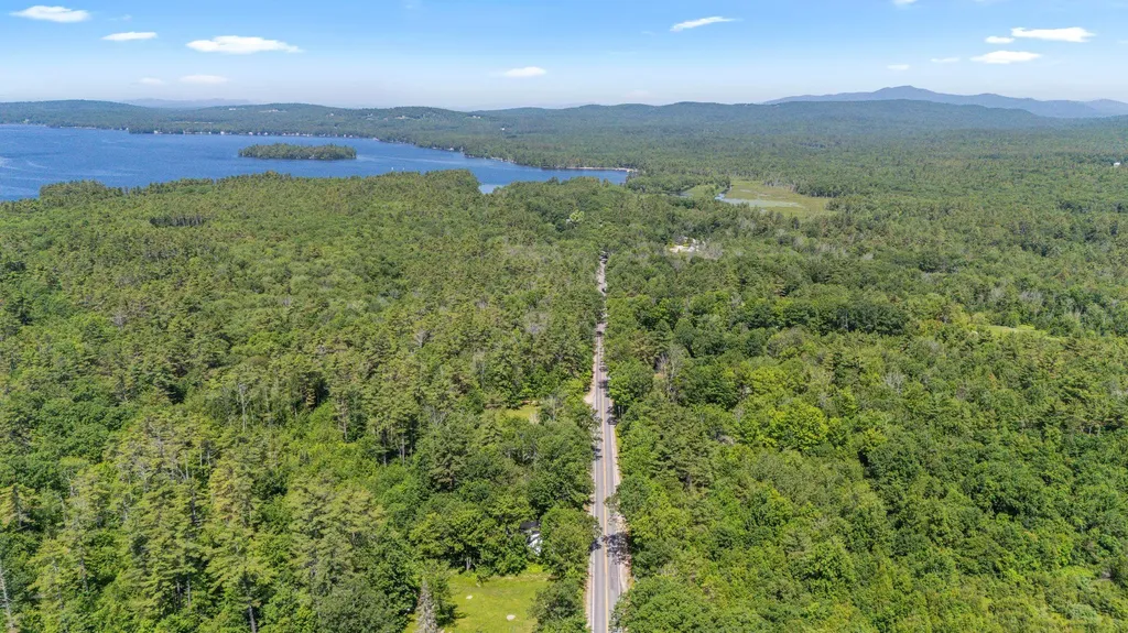 585 Governor Wentworth Highway Wolfeboro NH 03894