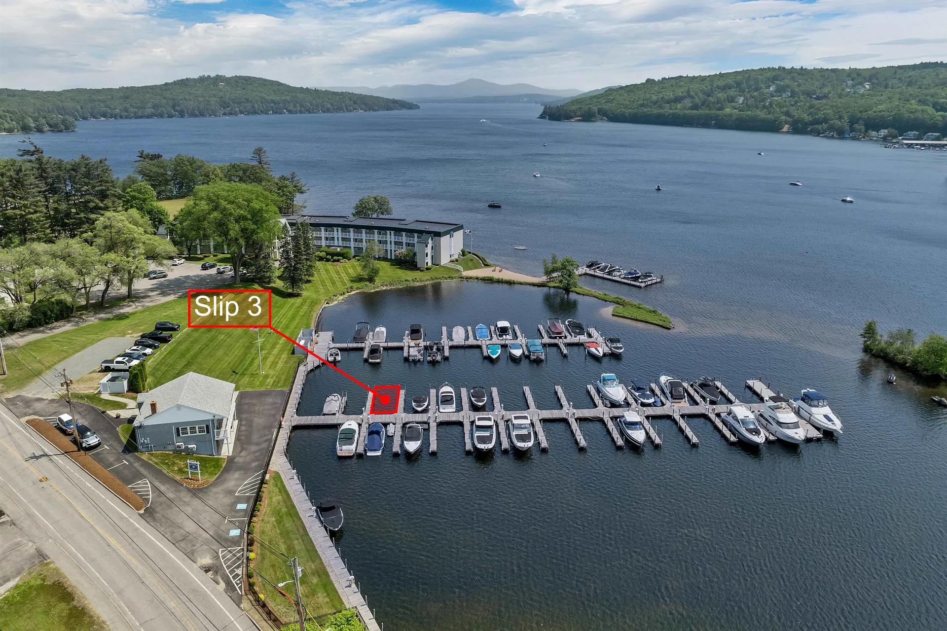 Meredith NH, 21 Pleasant Street, Unit 3