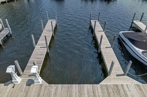 21 Pleasant Street Meredith NH 03253