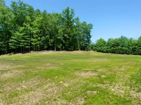 27 Old State Road Epping NH 03042