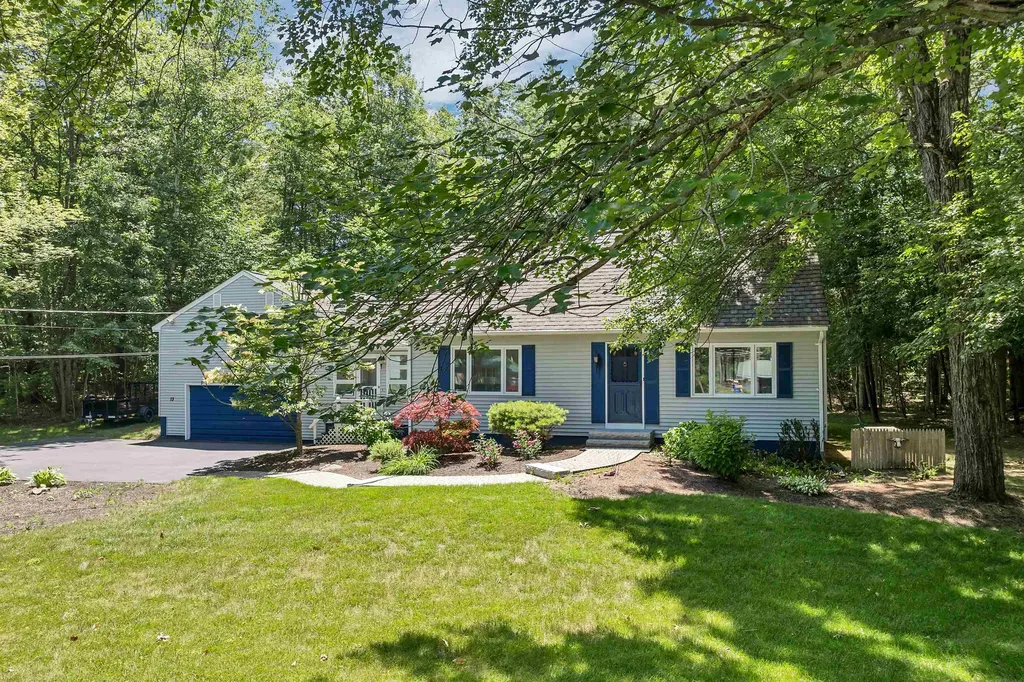 13 Evergreen Drive Bow NH 03304