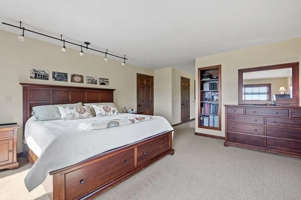 53 Lorenz Road Chesterfield NH 03466