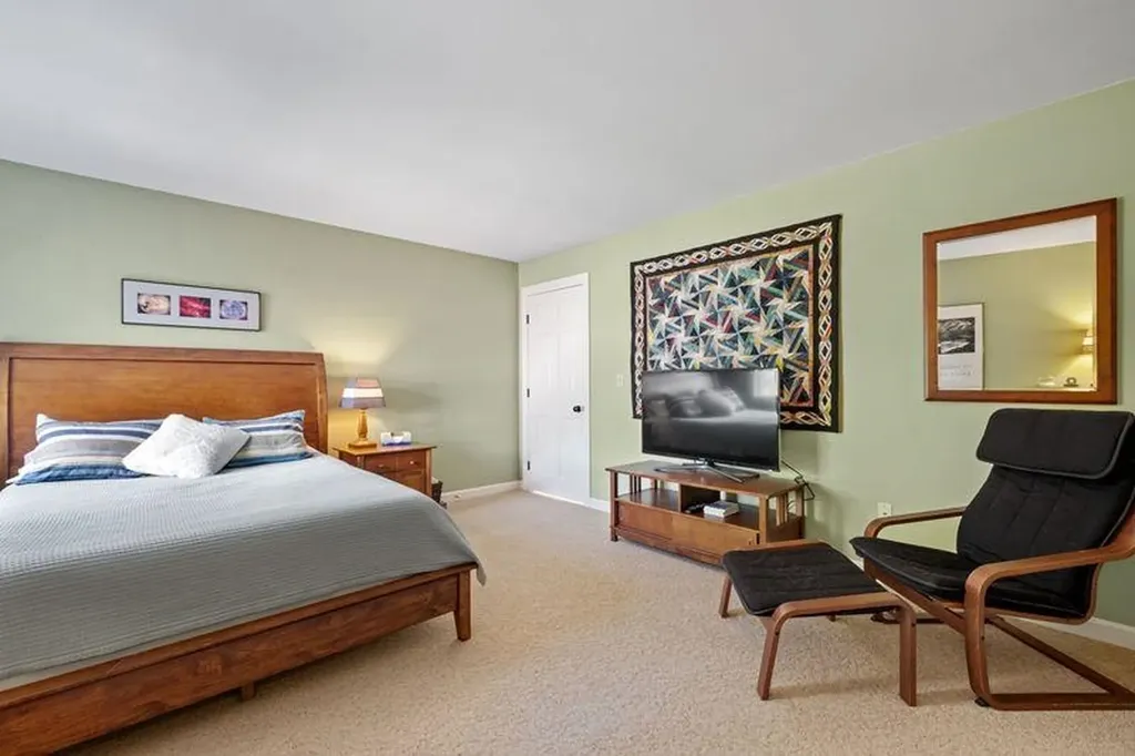 53 Lorenz Road Chesterfield NH 03466