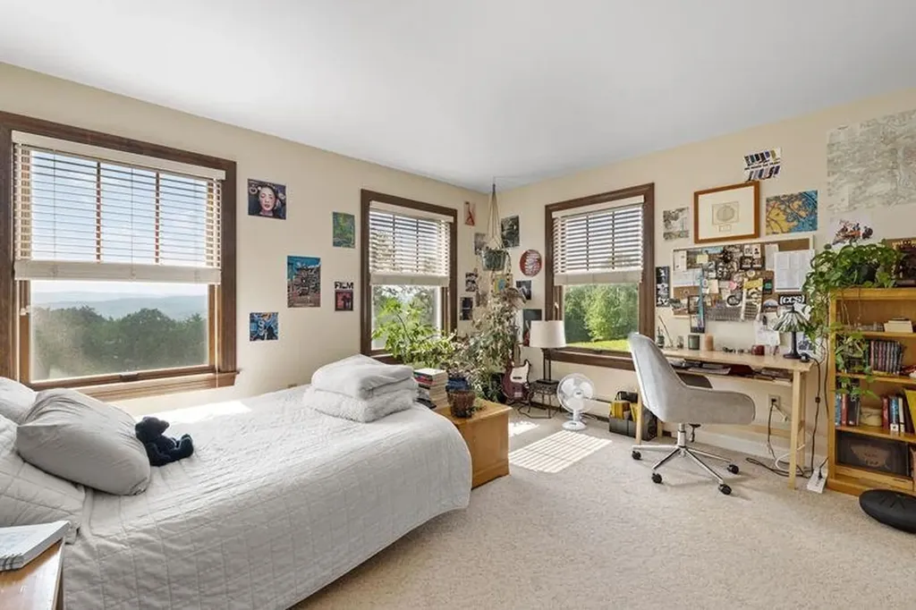 53 Lorenz Road Chesterfield NH 03466