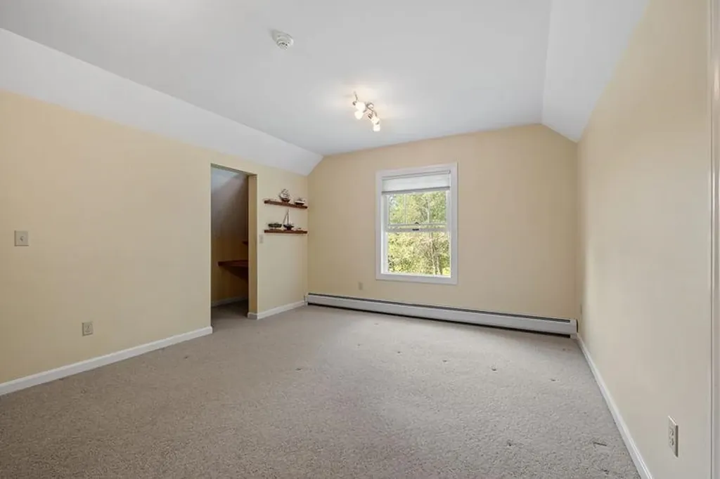 53 Lorenz Road Chesterfield NH 03466