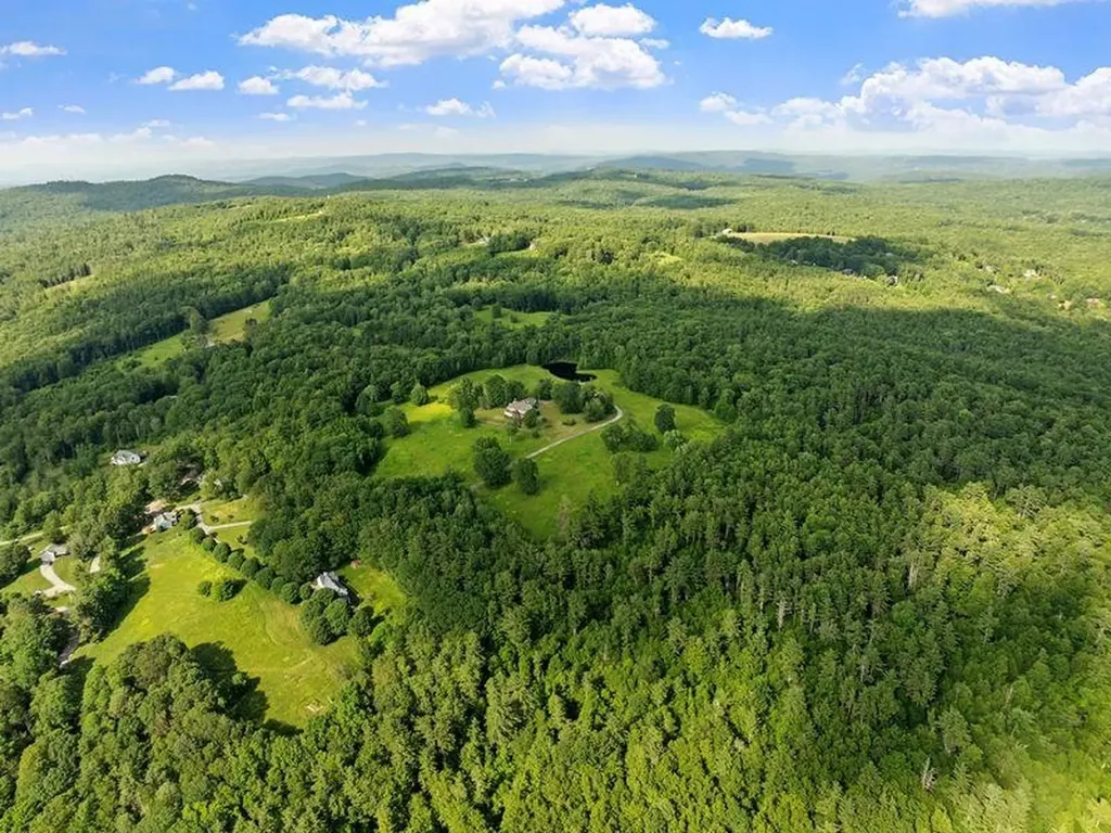 53 Lorenz Road Chesterfield NH 03466