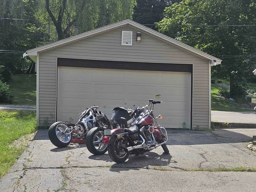 22 Cedar Street Tilton NH 03276